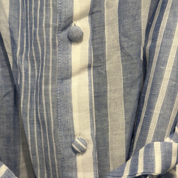 Brand New with Tags Women's L'Academie Button Down Striped Shirt - Picture 3 of 5